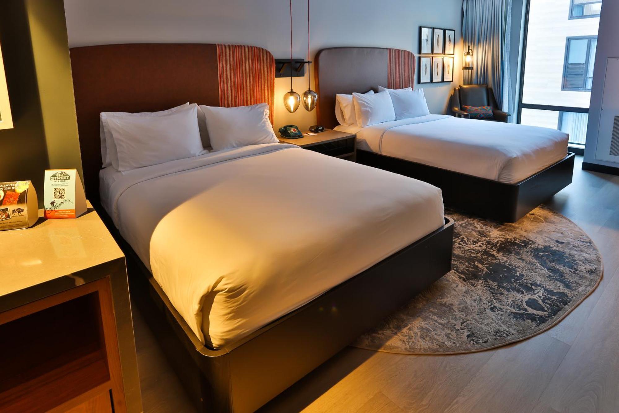Hotel Indigo - Silverthorne By Ihg Exterior photo